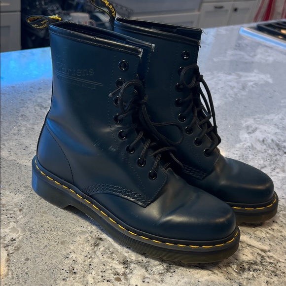 Dr. Martens Shoes - NEW DR MARTENS Navy Blue Leather Combat Boots RARE
